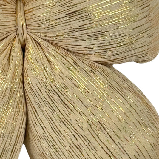 Moño Decorativo Dorado – 34 x 25 cm