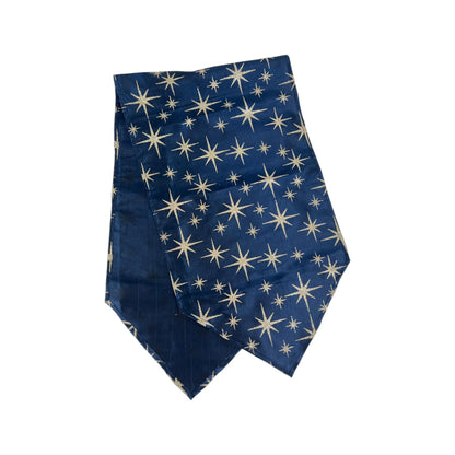 Camino de mesa con estrellas doradas - 150 cm