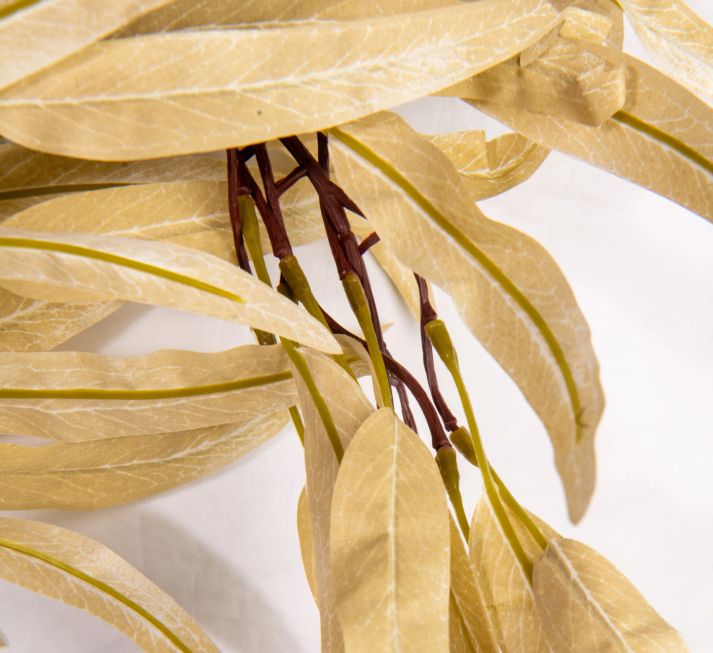 Guirnalda Decorativa de Hojas Beige 180 cm – Follaje Sintético Estilo Seco para Interior y Eventos