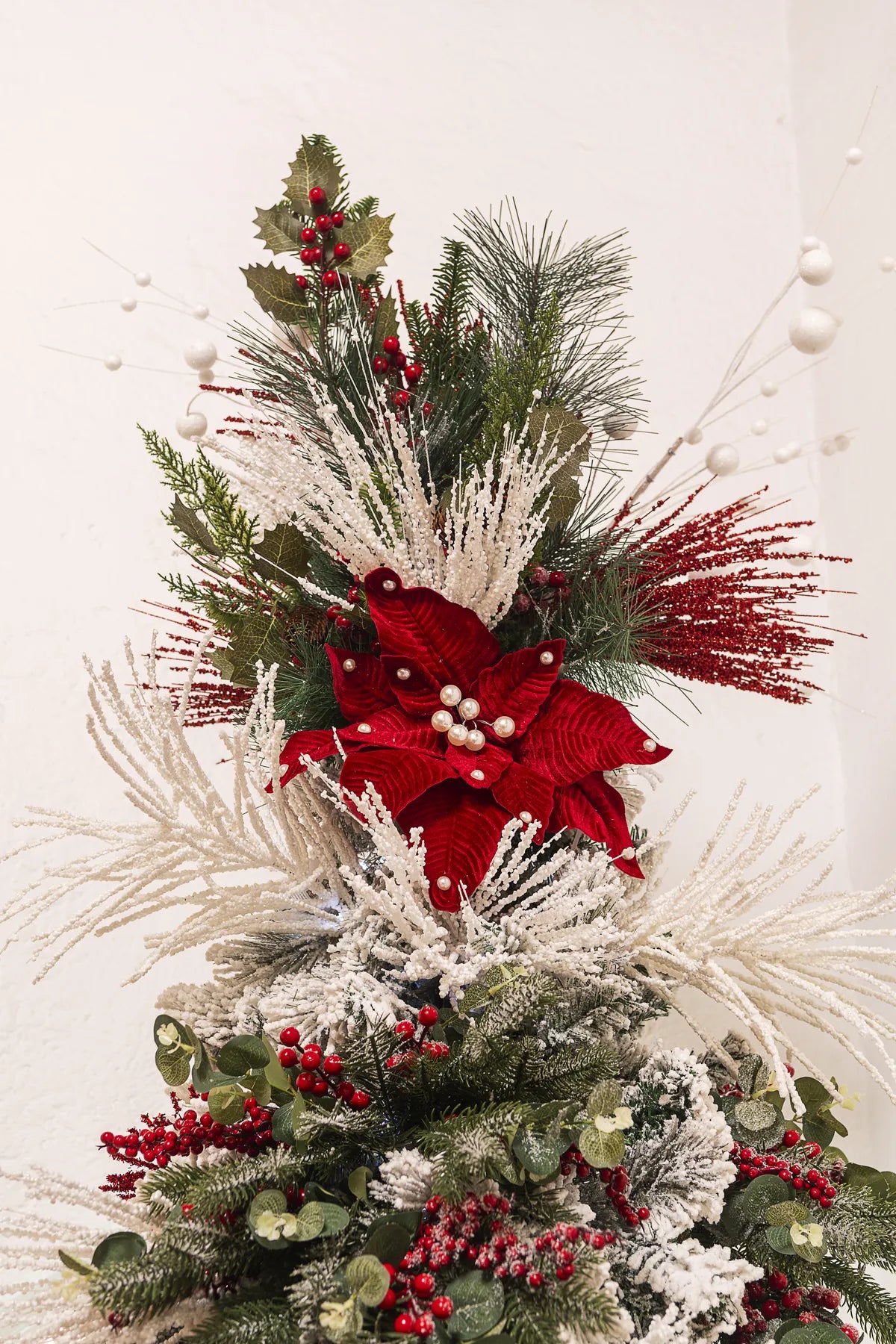 Follaje Decorativo Blanco con Brillos – 60 cm