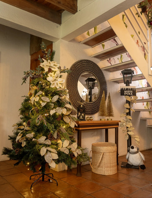 Árbol de Navidad con Piñas – 180 cm