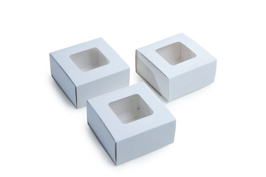 Caja de Papel Kraft Blanco – 8.5 cm x 8.5 cm x 4 cm (Paquete de 12 unidades)