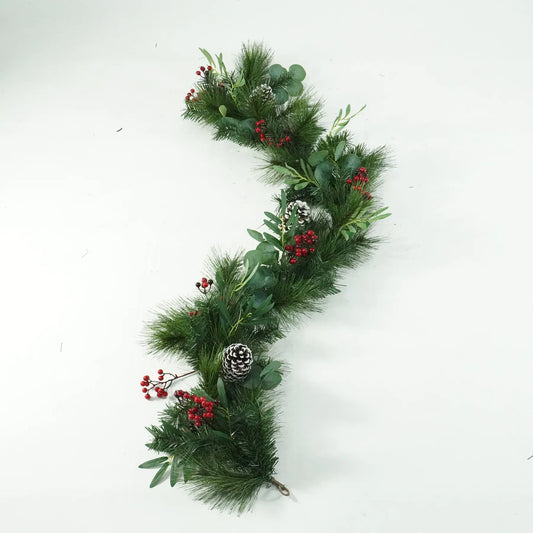 Guirnalda con Piñas y Berries – 150 cm Verde